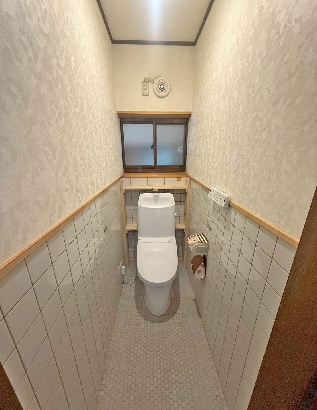 画像5：水まわり2点(ユニットバス・トイレ)リフォーム　宇和島市　N様邸