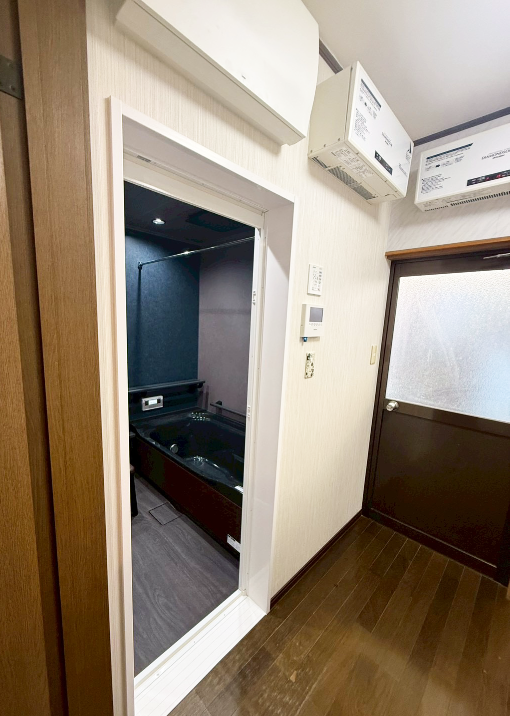 画像3：水まわり2点(ユニットバス・トイレ)リフォーム　宇和島市　N様邸